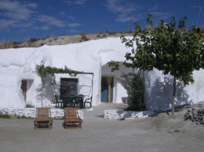  Cuevas Alcobas  Баса